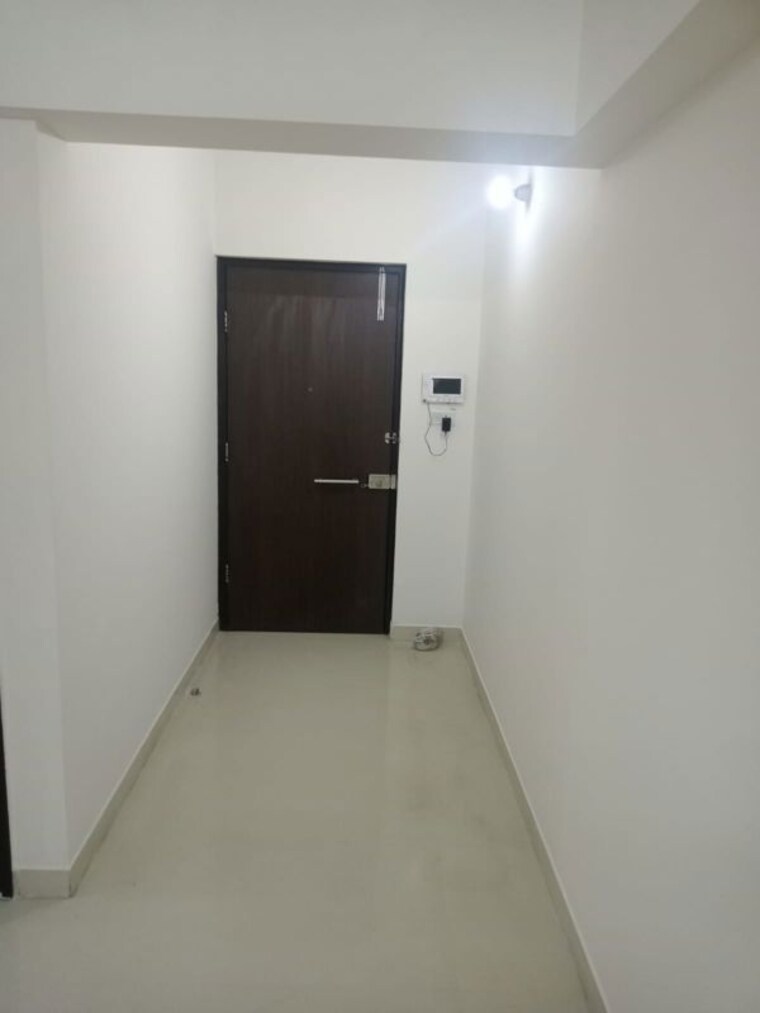Room, ace-courtyard 2 Bedroom 790 Sq.Ft. Apartment In Ghodbunder Road Thane 9929596