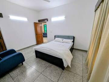 Bedroom in 5 BHK Independent House at Sector 14 – for Rent