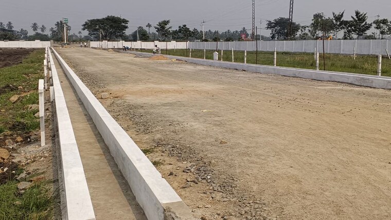undefined, nuzividu  195 Sq.Yd. Plot In Nuzividu Vijayawada 9698250