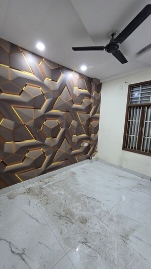 Parking in 3 BHK Builder Floor at Chattarpur – for Sale