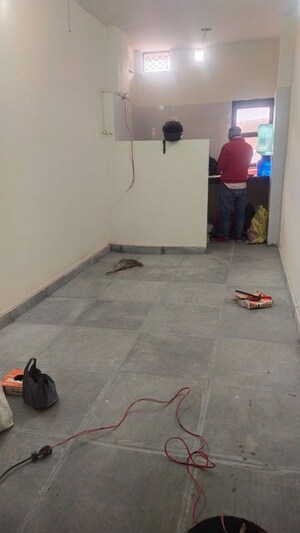 Parking in 3 BHK Builder Floor at Chattarpur – for Sale