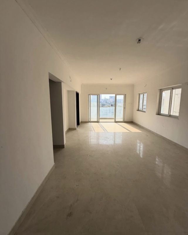 2 BHK + Extra Room Apartment For Rent in Clover Highlands
