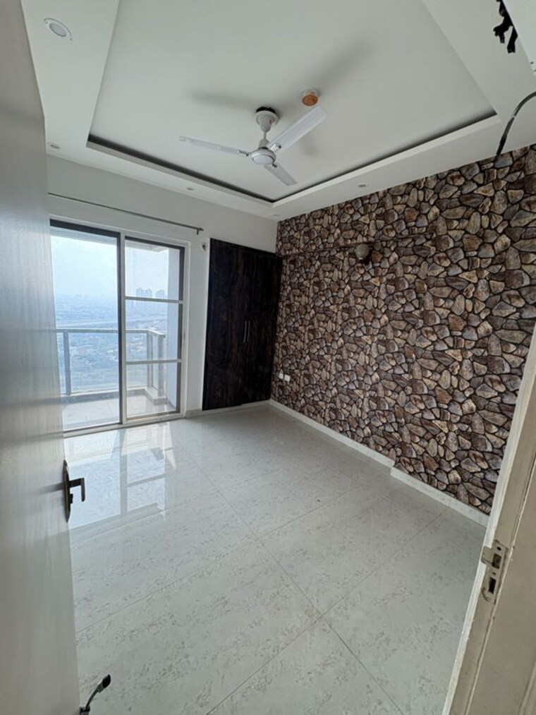 Room, paras-dews 3.5 Bedroom 1900 Sq.Ft. Apartment In Panwala Khusropur Gurgaon 9929690