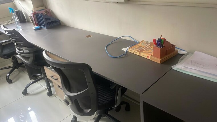 Team Area, gota Commercial Office Space 610 Sq.Ft. In Gota Ahmedabad 9929701