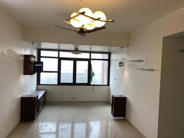 Room in 3 BHK Apartment at Sector 6 Dwarka – for Rent
