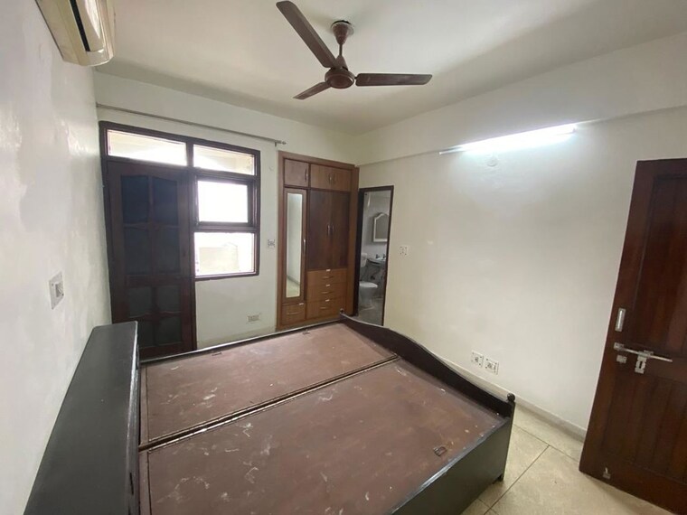 Master Bedroom, sector 6 dwarka 3 Bedroom 1500 Sq.Ft. Apartment In Sector 6 Dwarka Delhi 9929707