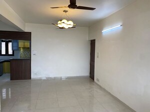 Room in 3 BHK Apartment at Sector 6 Dwarka – for Rent