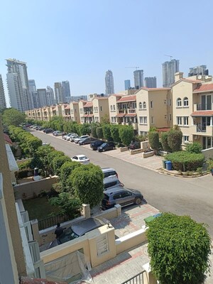 4 BHK Apartment For Rent in Emaar MGF Emerald Hills, Sector 65