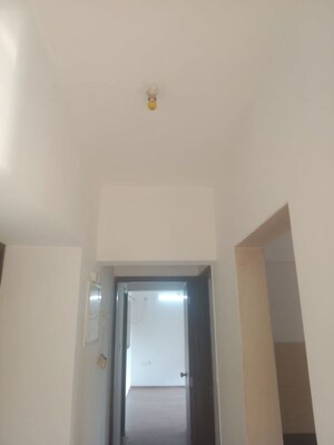 Furnished Amenities in 3 BHK Apartment at Lodha Splendora, Ghodbunder Road – for Sale