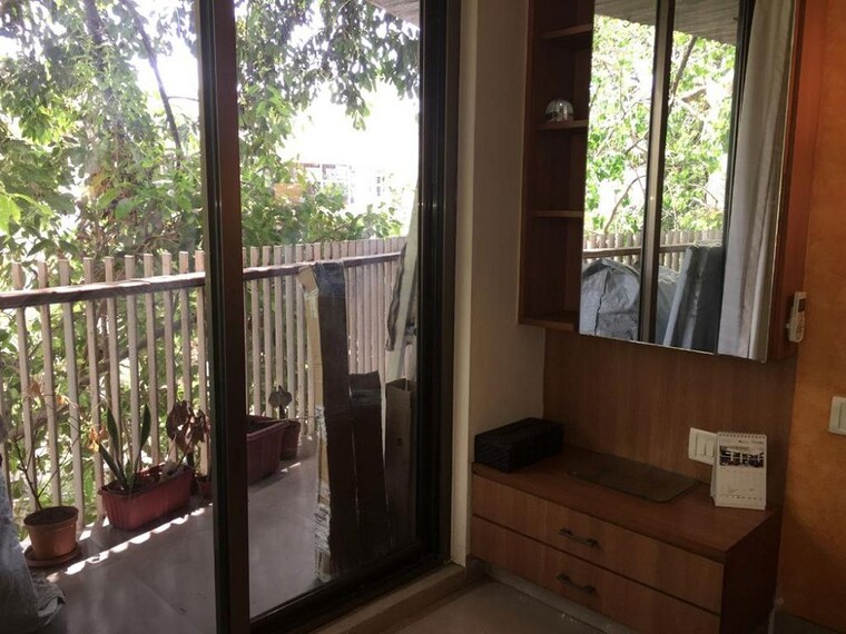 Balcony, bandra west 2 Bedroom 700 Sq.Ft. Apartment In Bandra West Mumbai 9929826