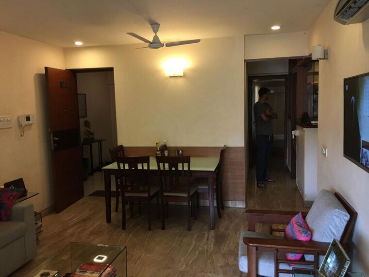 Dining area, bandra west 2 Bedroom 700 Sq.Ft. Apartment In Bandra West Mumbai 9929826