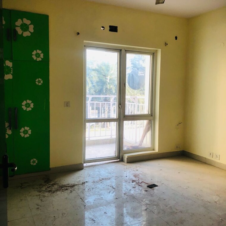 Room, bptp-park-grandeura 2 Bedroom 761 Sq.Ft. Apartment In Sector 82 Faridabad 9930119