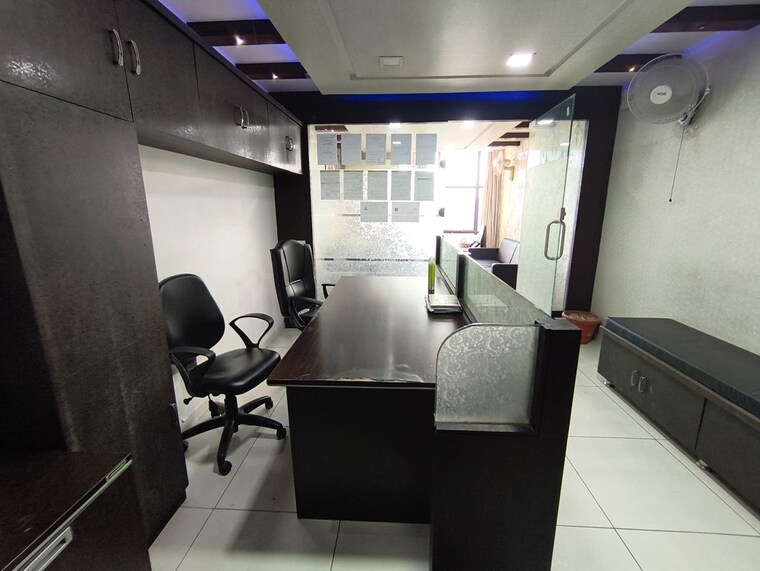 Team Area, sama Commercial Office Space 550 Sq.Ft. In Sama Vadodara 9924847