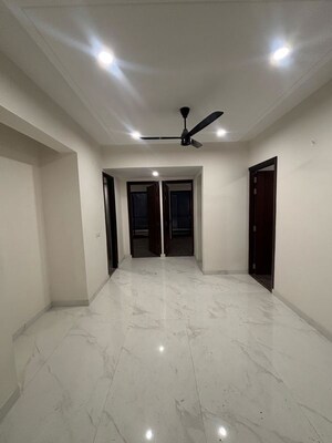 Room in 3 BHK Apartment at Sahastradhara Road – for Sale