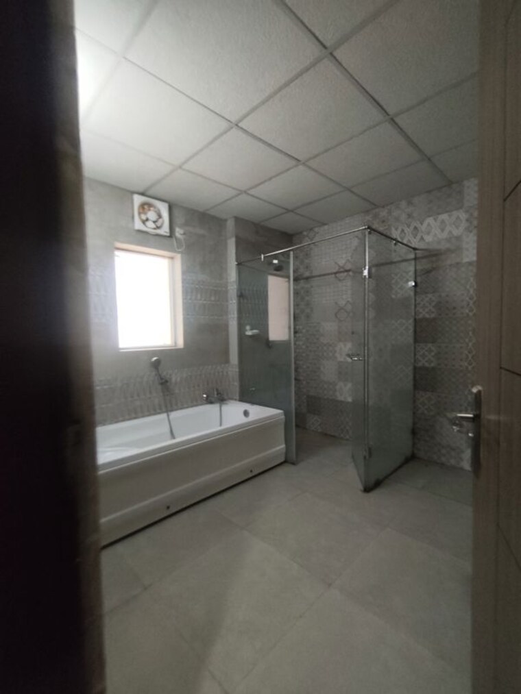 Bedroom, parx-laureate 4 Bedroom 4545 Sq.Ft. Apartment In Sector 108 Noida 9930266