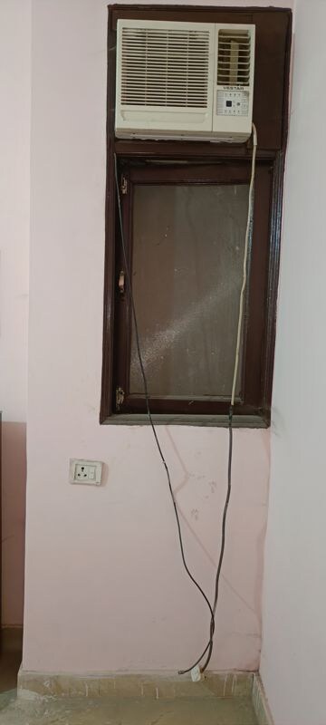 Furnished Amenities in 1 BHK Builder Floor at Rohini Sector 8 – for Sale