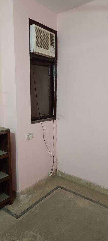 Furnished Amenities in 1 BHK Builder Floor at Rohini Sector 8 – for Sale