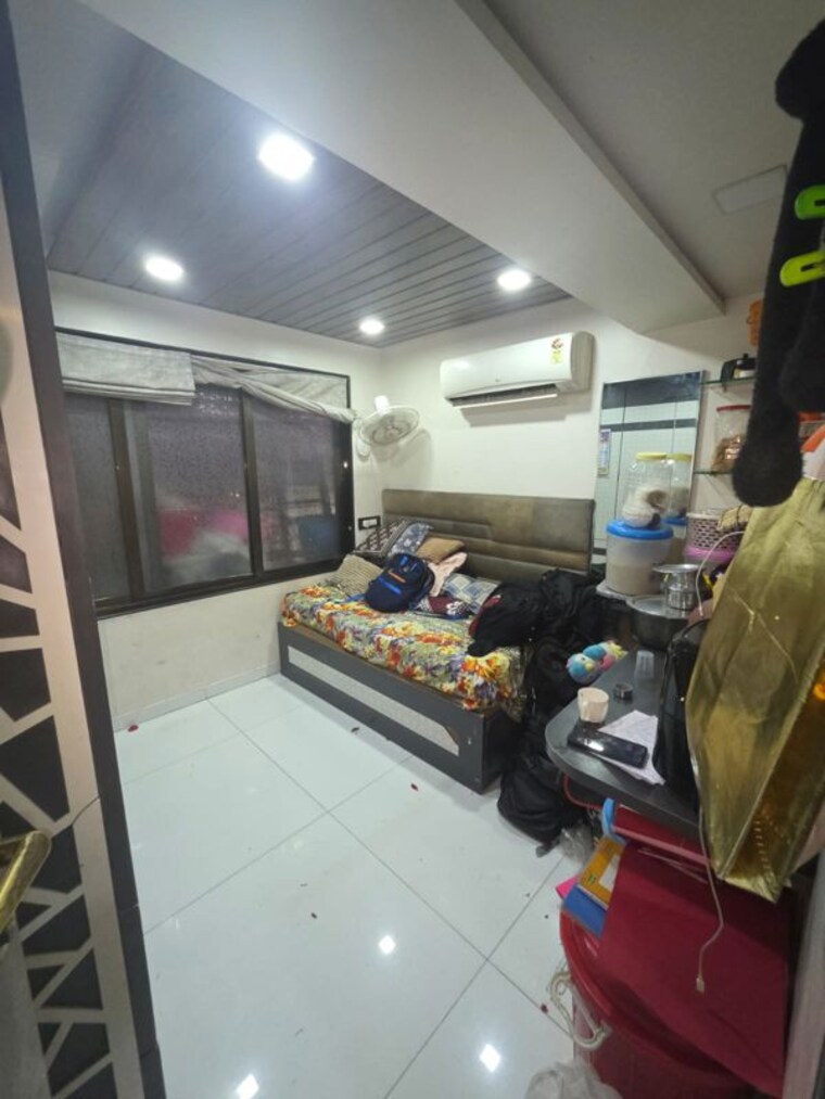  Parking, rekhi-sai-blossom 1 Bedroom 600 Sq.Ft. Apartment In Ghansoli Navi Mumbai 9930284