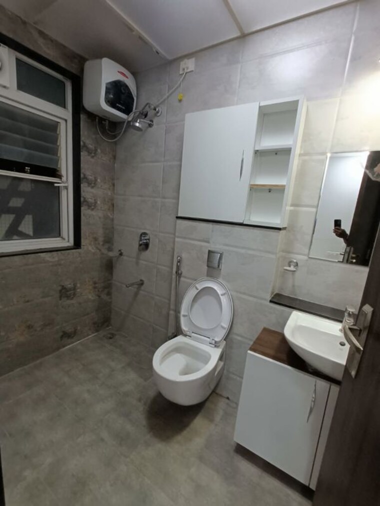 Bathroom, nyati-elysia 2 Bedroom 1009 Sq.Ft. Apartment In Kharadi Pune 9930338