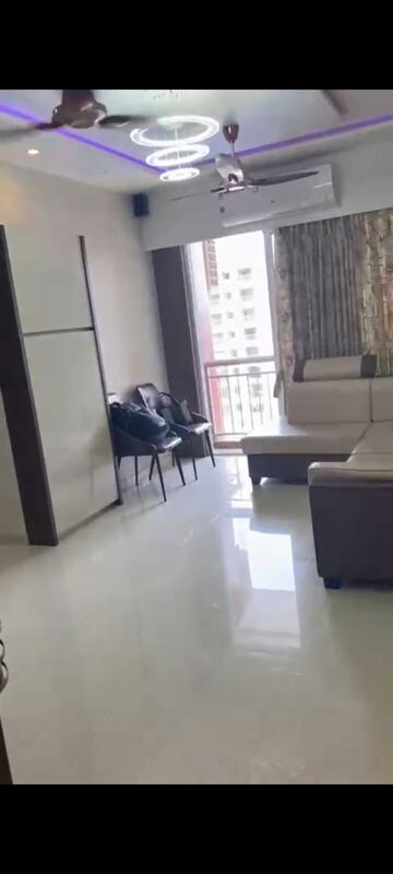 2 BHK Apartment For Sale in Triveni Majesta, Kalyan West