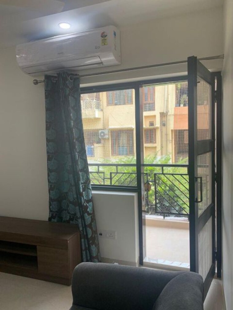Room, vasant kunj 2 Bedroom 900 Sq.Ft. Apartment In Vasant Kunj Delhi 9930390