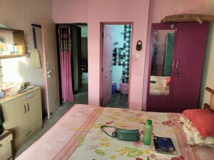 Bedroom in 2 BHK Apartment at New Sama – for Rent