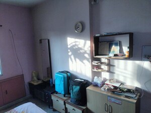 Master Bedroom in 2 BHK Apartment at New Sama – for Rent