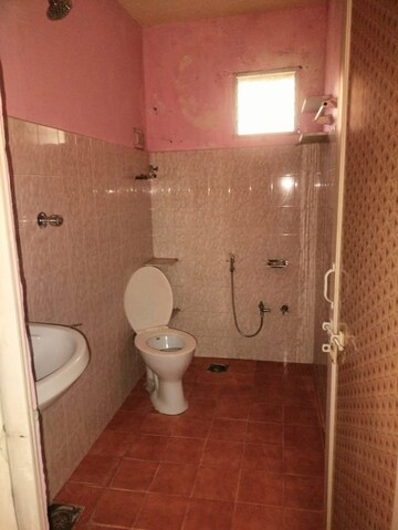 Bathroom in 2 BHK Apartment at New Sama – for Rent