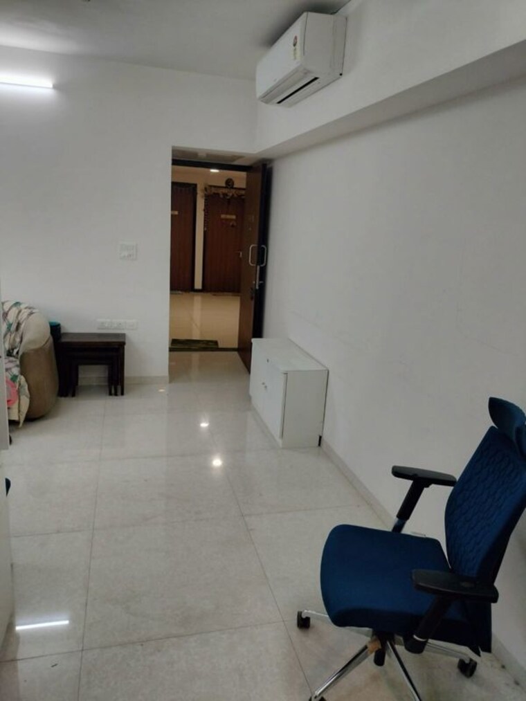 Living Room, supertech-cape-town 3 Bedroom 1625 Sq.Ft. Apartment In Sector 74 Noida 9930379