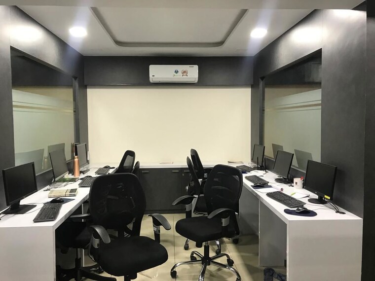 Team Area, science city Commercial Office Space 1168 Sq.Ft. In Science City Ahmedabad 9930523