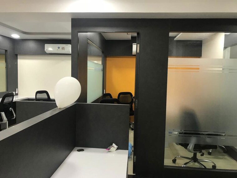 Team Area, science city Commercial Office Space 1168 Sq.Ft. In Science City Ahmedabad 9930523