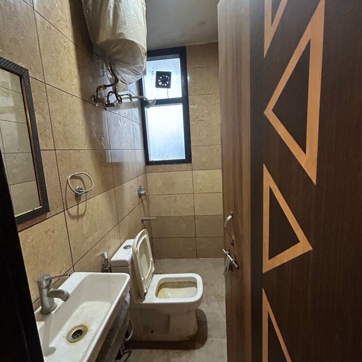 Bathroom, dlf-city-phase-iii Studio 320 Sq.Ft. Builder Floor In Dlf Cyber City Gurgaon 9930547