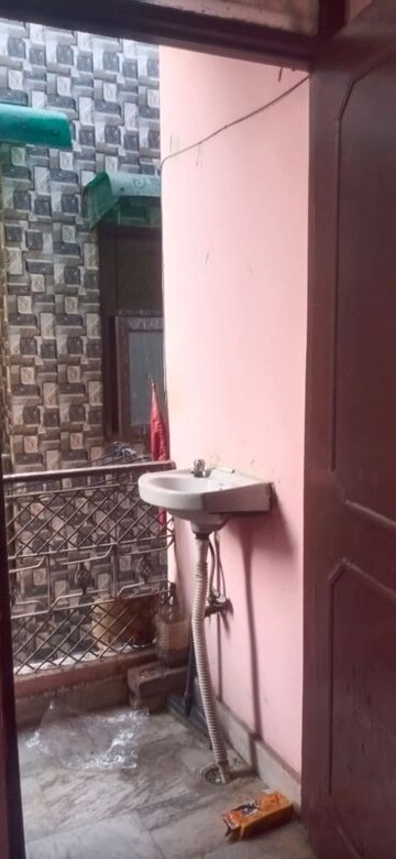 Staircase in 1 BHK Builder Floor at Laxmi Nagar – for Rent