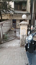 5 BHK + Servant Room 3500 Sq.Ft. Independent House in Salasar Cosmos CHS