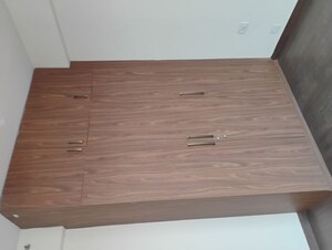 Room in 4 BHK Apartment at Bestech Park View Altura, Sector 79 – for Rent