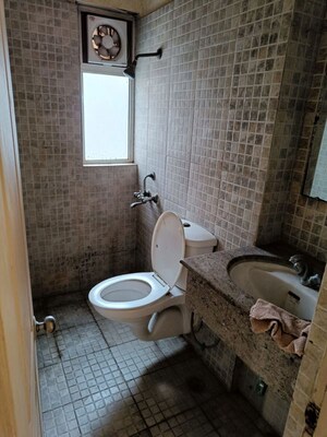 Bathroom in 3.5 BHK Apartment at Paras Tierea, Sector 137 – for Rent