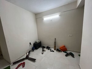 Team Area in 1.5 BHK Builder Floor at Rajpur Khurd Extension – for Sale