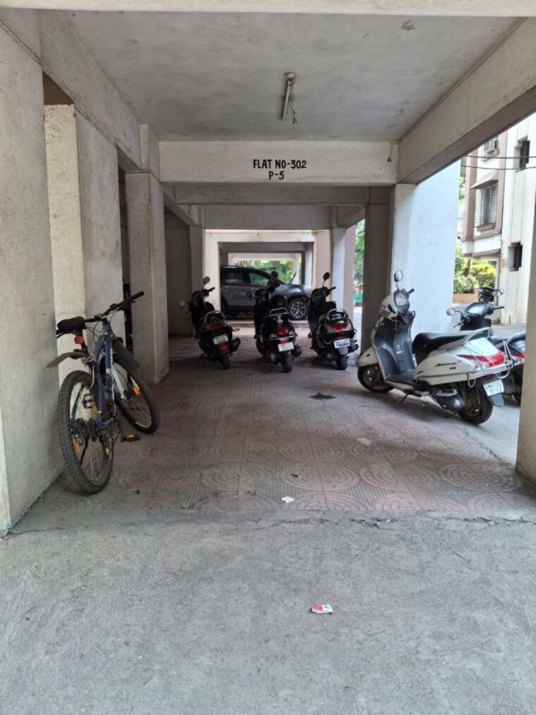  Parking, beharay-rathi-pleasent-park 2 Bedroom 1050 Sq.Ft. Apartment In Pune Sholapur Road Pune 9930669