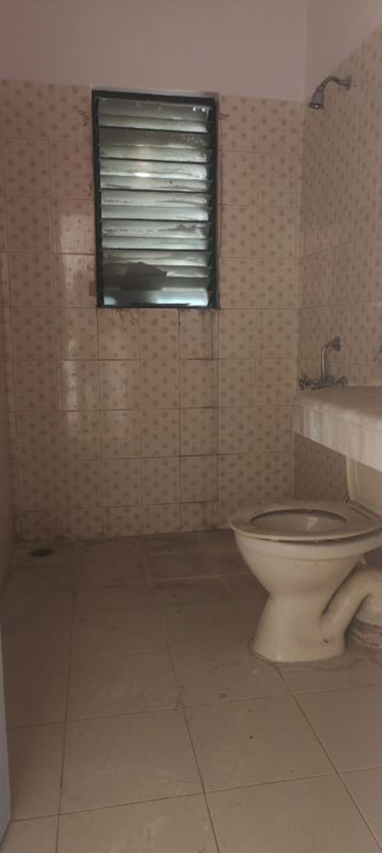 Bathroom, shivanand-garden 2 Bedroom 1100 Sq.Ft. Apartment In Wanwadi Pune 9930735