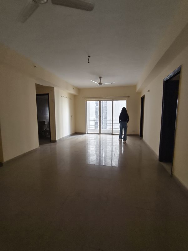 3.5 BHK + Servant Room 1695 Sq.Ft. Apartment in Paras Tierea