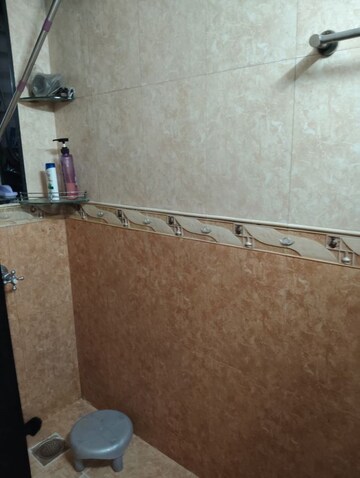 Furnished Amenities in 1 BHK Apartment at Santoor CHS, Goregaon East – for Rent