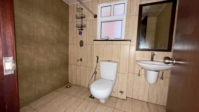 Bathroom, prestige-lakeside-habitat-apartments 2 Bedroom 1216 Sq.Ft. Apartment In Whitefield Bangalore 9835060