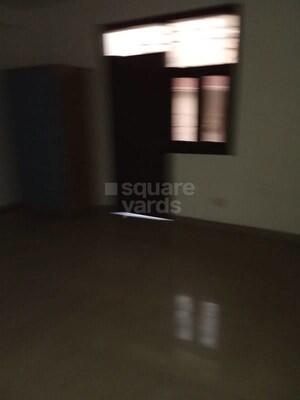 Room in 2 BHK Apartment at Shyam Bankey Bihari Sharnam, Raj Nagar Extension – for Rent