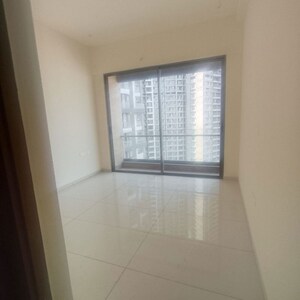 Room in 3 BHK Apartment at Prestige Siesta, Mulund West – for Sale