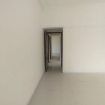 Room in 3 BHK Apartment at Prestige Siesta, Mulund West – for Sale