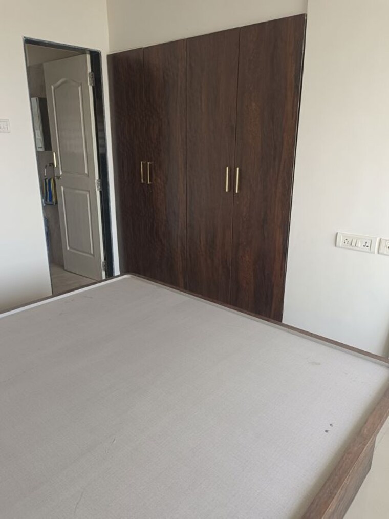 undefined, hubtown-greenwoods 1.5 Bedroom 470 Sq.Ft. Apartment In Vartak Nagar Thane 9893759