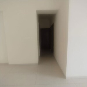 Room in 3 BHK Apartment at The Prestige City, Mulund West – for Rent