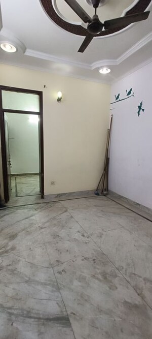 Room in 2 BHK Builder Floor at Rohini Sector 8 – for Sale