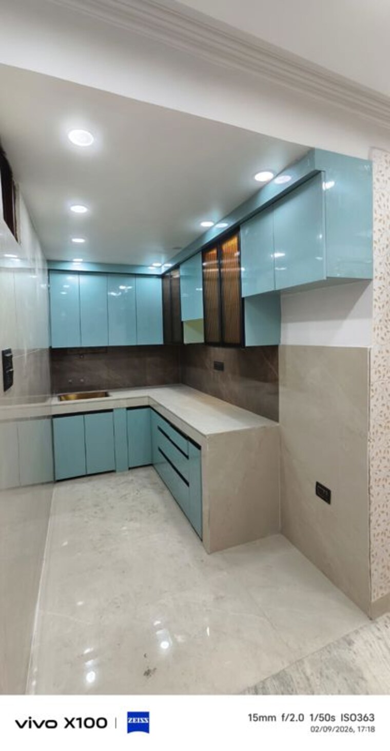 Kitchen, abul fazal enclave part 1 3 Bedroom 900 Sq.Ft. Apartment In Abul Fazal Enclave Part 1 Delhi 9930896