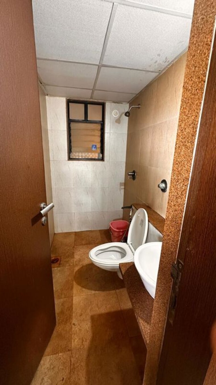 Bathroom, pride-park-springs 2 Bedroom 800 Sq.Ft. Apartment In Dhanori Pune 9930886